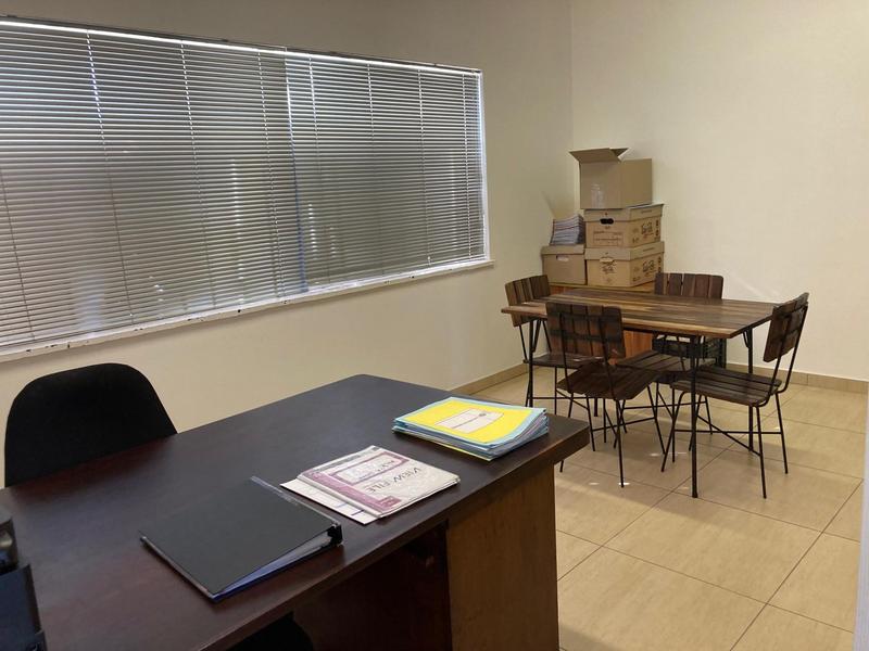 To Let Commercial Property for Rent in Newton Park Eastern Cape